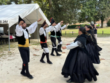 Apróbase o reparto de 55.000 euros en axudas para as asociacións culturais e comisións de festas de Ames Apróbase o reparto de 55.000 euros en axudas para as asociacións culturais e comisións de festas de Ames