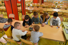 Máis de 100 cativos e cativas de Ames participan no programa municipal de conciliación Nadal Lúdico 2024 Máis de 100 cativos e cativas de Ames participan no programa municipal de conciliación Nadal Lúdico 2024