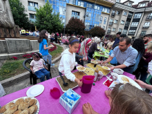 Éxito de participación no Encontro Intercultural coa degustación de preto de 30 receitas e diversas actuacións musicais Éxito de participación no Encontro Intercultural coa degustación de preto de 30 receitas e diversas actuacións musicais