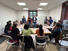 No obradoiro de acollemento lingüístico de Bertamiráns participan persoas procedentes de sete nacionalidades No obradoiro de acollemento lingüístico de Bertamiráns participan persoas procedentes de sete nacionalidades