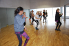 Imaxe dunha clase de aerozumba no ximnasio do pavillón de Bertamiráns